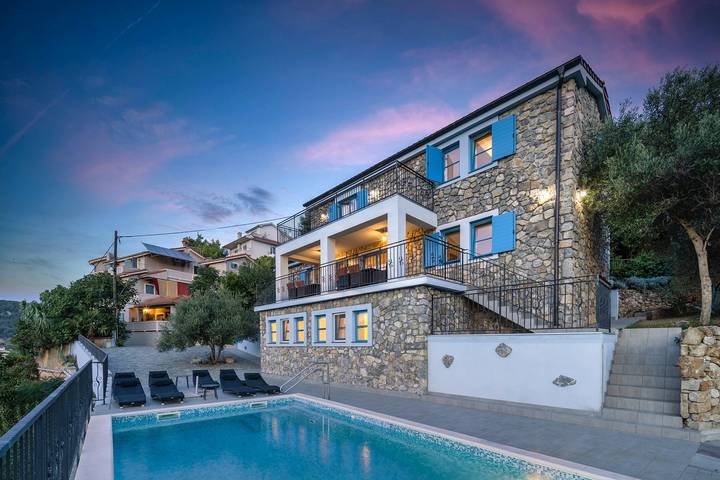 Ferienhaus für 12 Personen, mit Garten und Pool in Supetarska Draga - 2