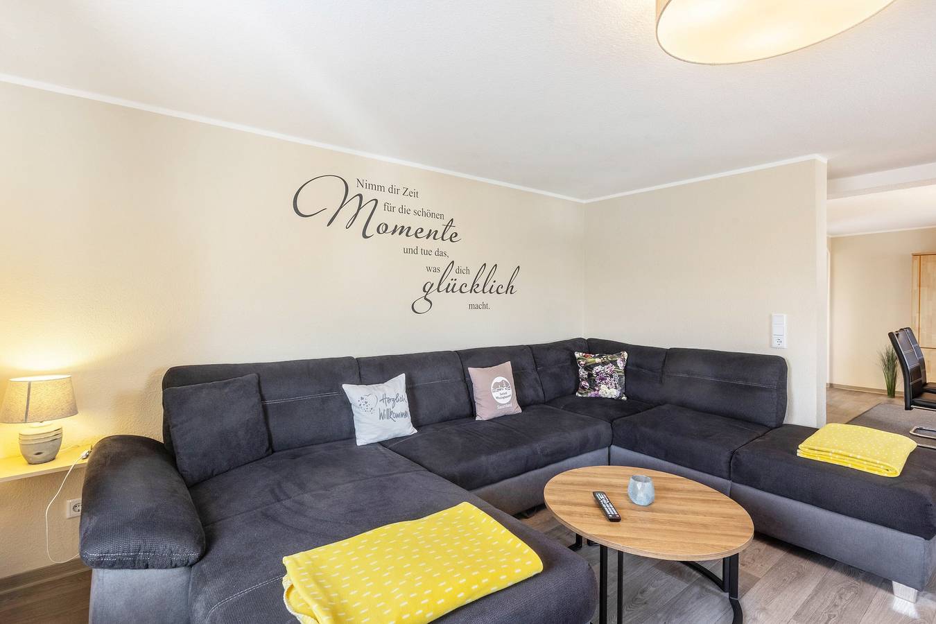 Appartement entier, Appartement de vacances 'Zum Tannenwirt' avec balcon et Wi-Fi in Medebach, Upland