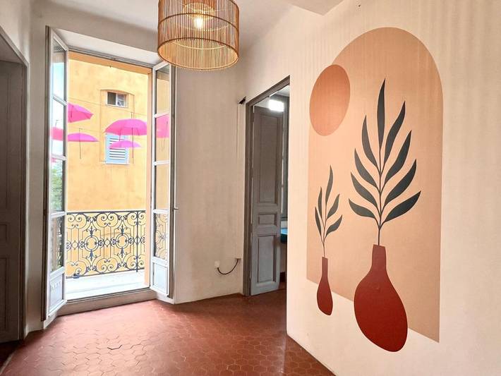 Gîte pour 4 personnes, avec vue et terrasse, animaux acceptés dans Office De Tourisme De Grasse - 2