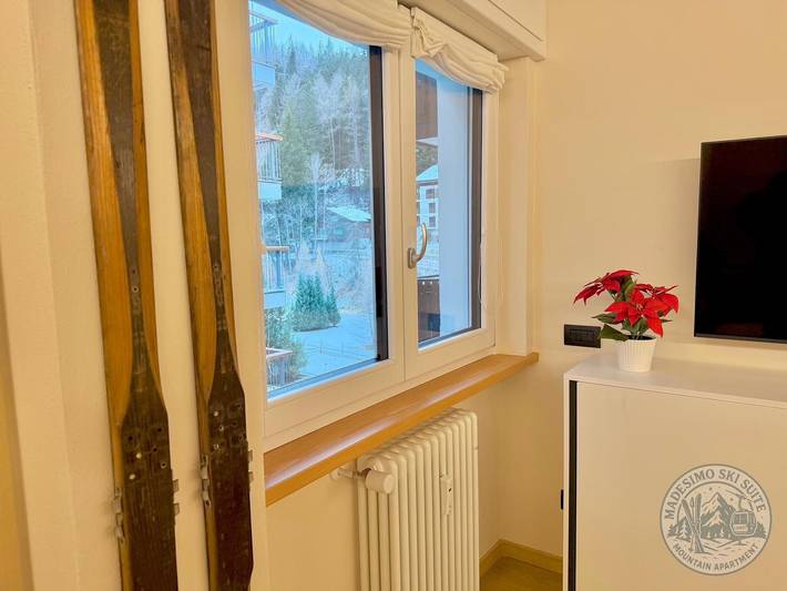 Apartamento inteiro, Madesimo Ski Suite: apartamento a poucos passos das pistas! in Madesimo (Village), Madesimo