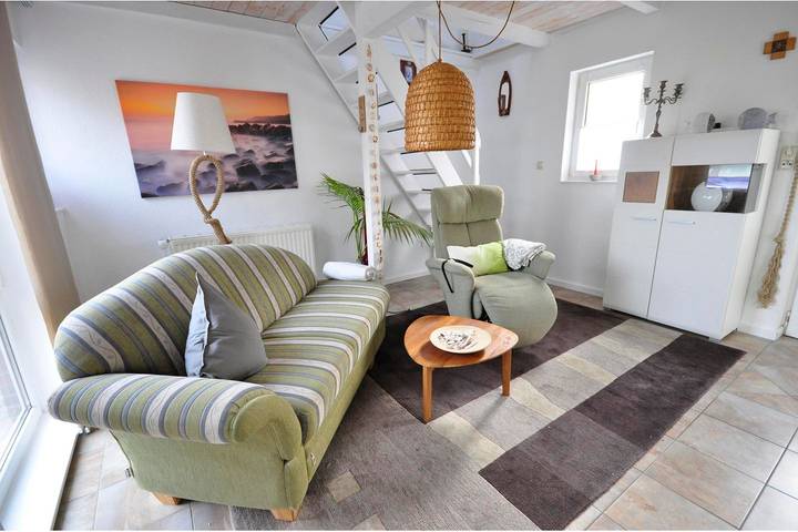 Ferienwohnung für 2 Personen, mit Terrasse und Garten in Neuharlingersiel, Landkreis Wittmund