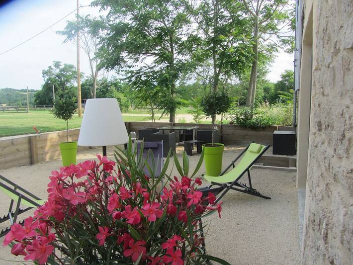 Gîte pour 2 personnes, avec jardin dans Rhône - 4