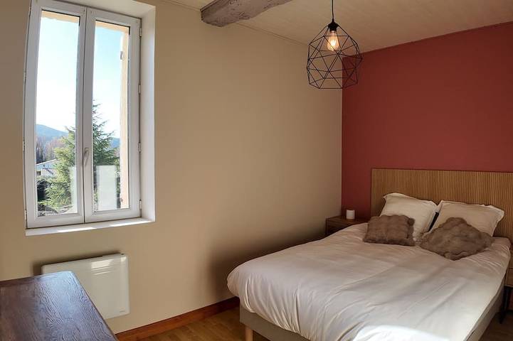 Location de vacances pour 15 personnes, avec jardin à Beaumont-du-Ventoux