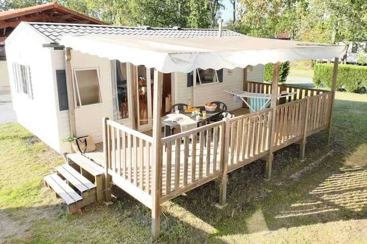 Camping pour 4 personnes à Vensac