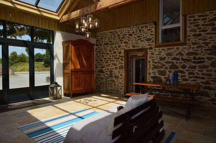 Gîte pour 4 personnes, avec jacuzzi ainsi que terrasse et sauna à Pleurtuit - 2