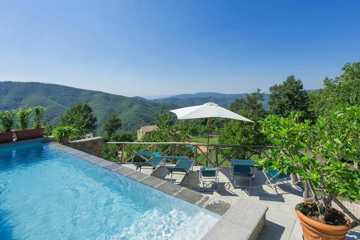 Villa für 4 Personen, mit Balkon und Terrasse sowie Pool in der Toskana - 2