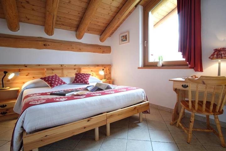 BnB für 2 Personen, mit Garten und Ausblick im Aostatal