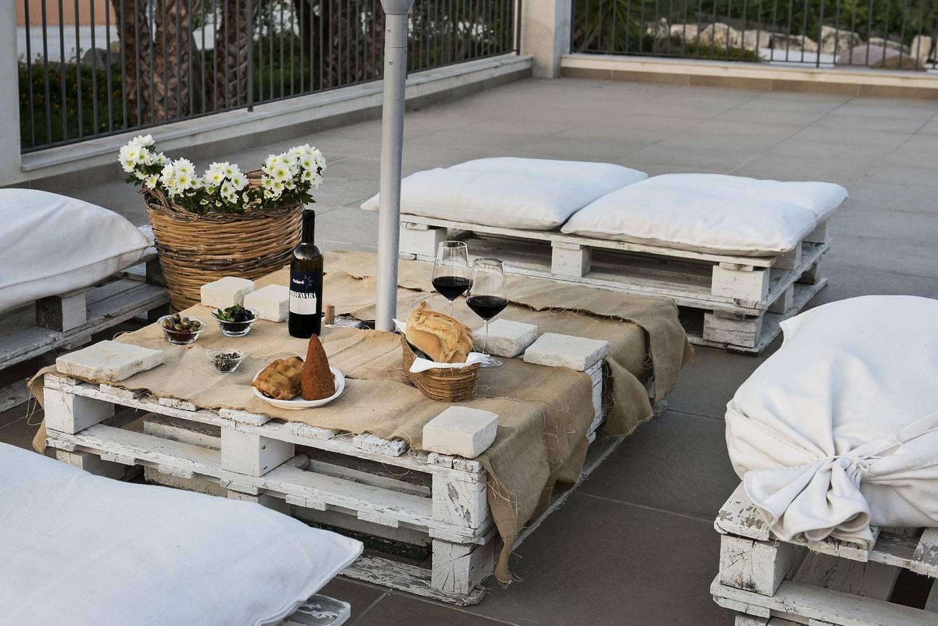 Camera 'Cantina Riofavara - Suite Vigna' con terrazza privata, Wi-Fi e aria condizionata in Ispica, Provincia di Ragusa