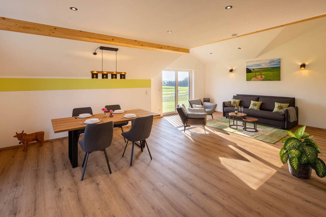 Ganze Wohnung, Ferienwohnung Egg-Hof" mit Bergblick, privater Terrasse und Wi-Fi in Bad Grönenbach, Bayerisch Schwaben