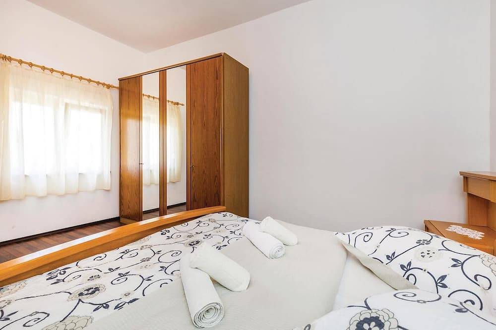 Cały apartament, Przepiękny apartament w Lukovo Sugarje in Lukovo Šugarje, Velebit Nature Park