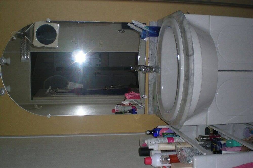 Camping pour 6 Personnes dans Ascarat, Région de Bayonne