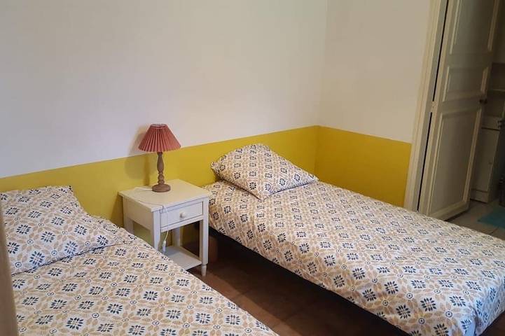 Location de vacances pour 10 personnes, avec terrasse et jardin à Berric - 4