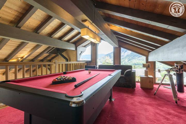 Gîte pour 12 personnes, avec terrasse et jacuzzi ainsi que balcon/terrasse et sauna à Saint-Jean-de-Belleville - 4