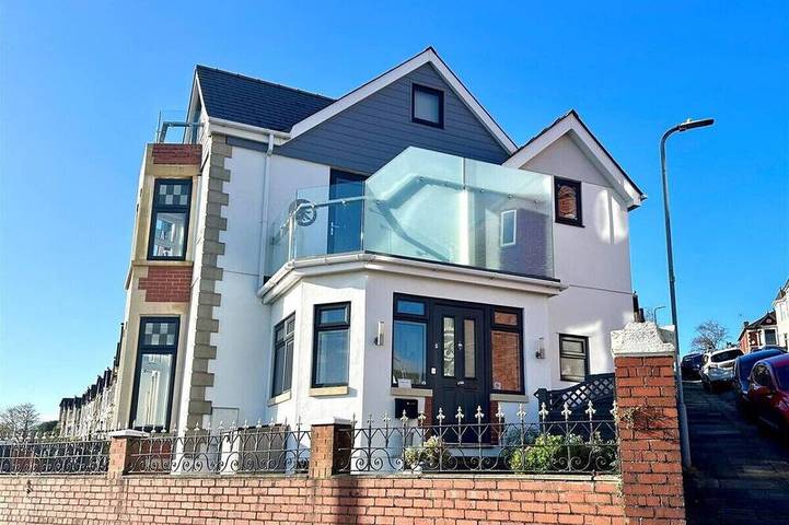 Location de vacances pour 6 personnes, avec Balcon et Jardin à Barry