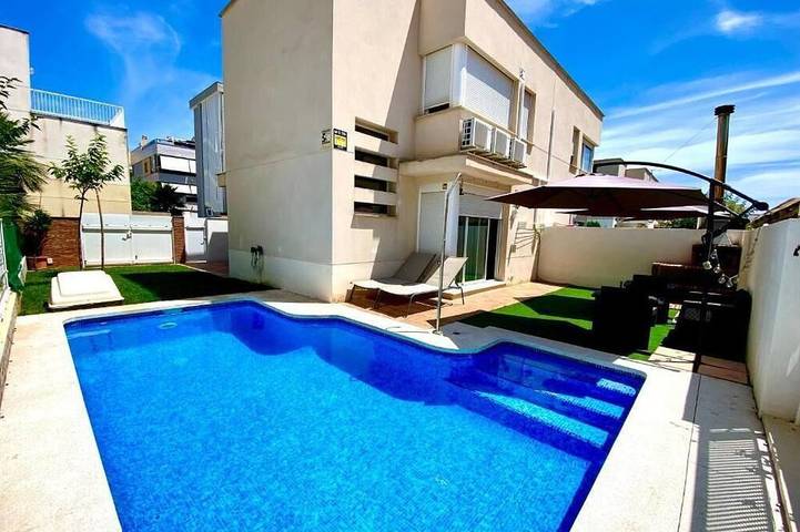 Ferienhaus für 8 Personen, mit Balkon und Garten in Oropesa del Mar