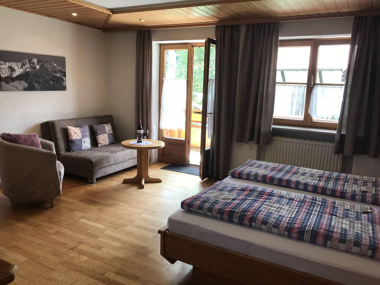 Geheel vakantieappartement, Ferienwohnung Nr. 4 (35qm) Südbalkon in Oberjoch, Bad Hindelang