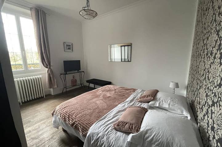 Location de vacances pour 12 personnes, avec jardin à Épinac - 4