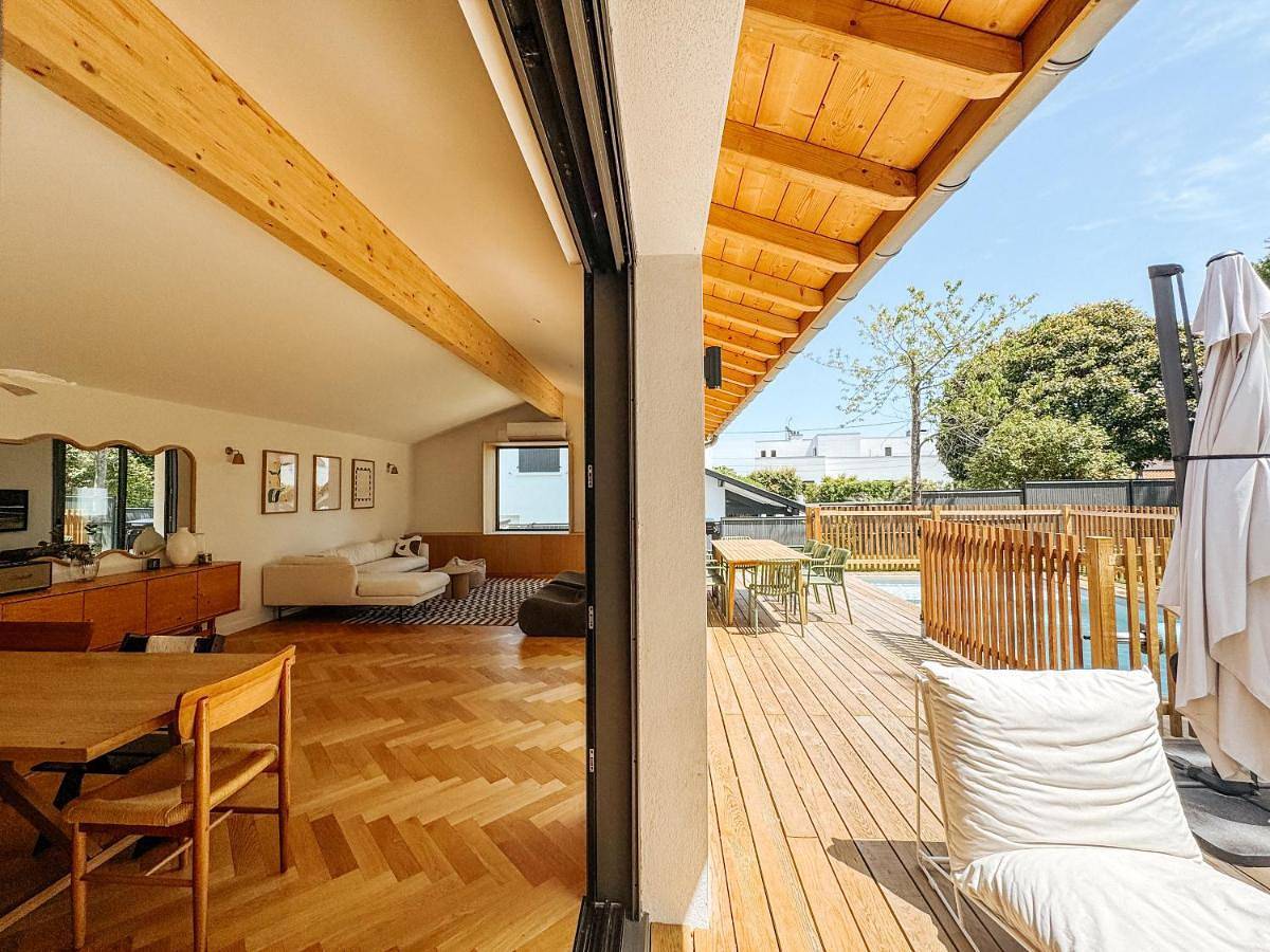 Designer villa with pool in Bayona (Francia), Region de Bayona