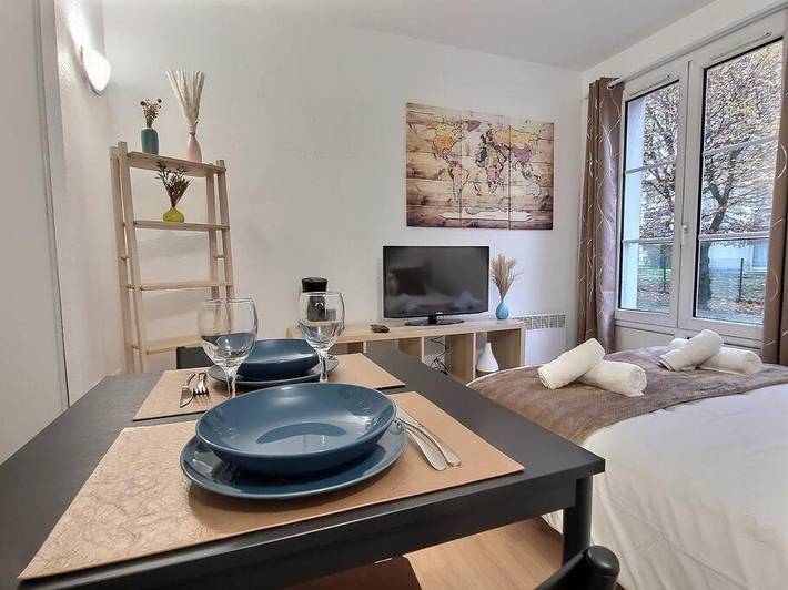 Gîte pour 2 personnes, avec terrasse à Bussy-Saint-Georges - 3