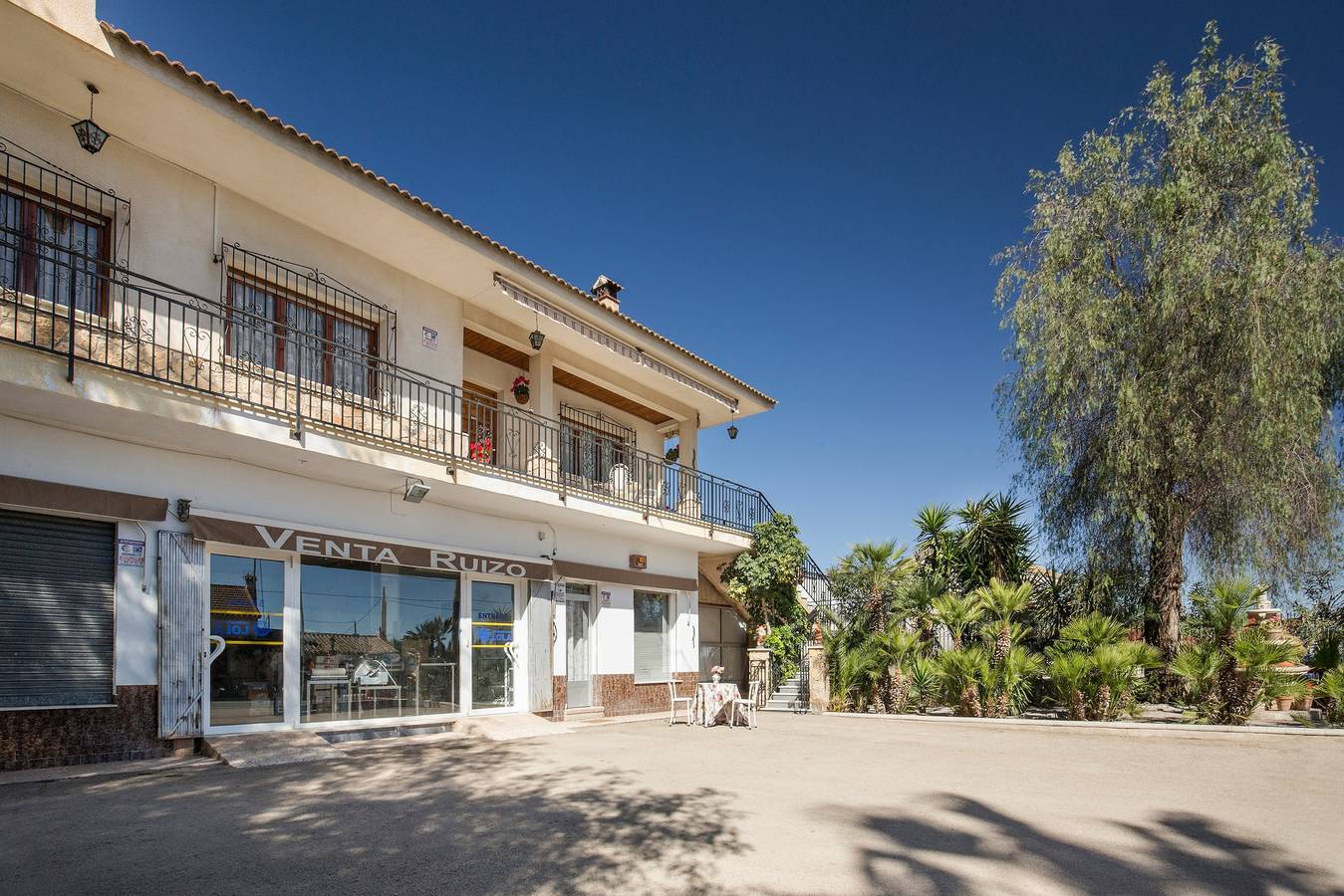 Ganze Wohnung, Studio 'Alojamiento Ruizo' mit Bergblick, Gemeinschaftspool und Wlan in Lorca, Murcia Binnenland