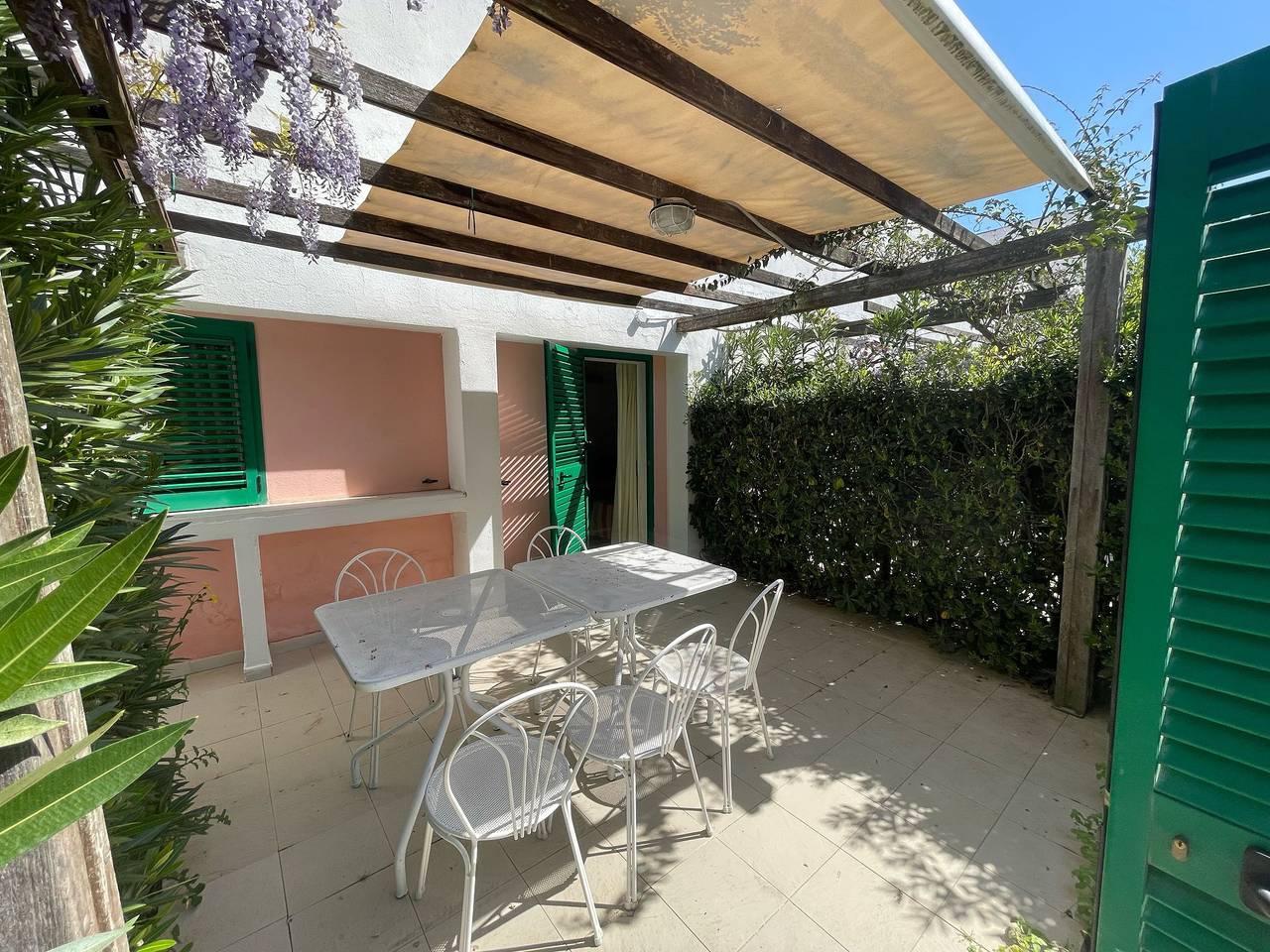 Apartamento entero, Apartamento 'Maritalia 1' con terraza privada, jardín privado y aire acondicionado in Valle Clavia, Gargano