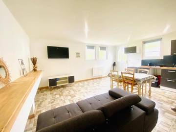 Gîte pour 3 personnes, avec terrasse ainsi que jardin et vue à Pont-Remy