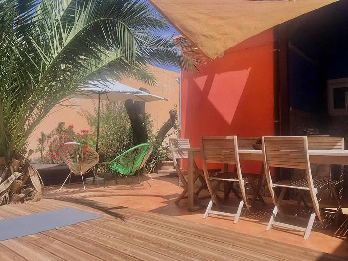 Apartamento para 4 personas, con Jacuzzi y Terraza además de Jardín y Piscina en Granadilla de Abona (Granadilla)