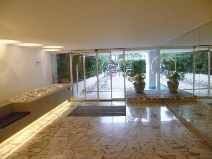 Gîte pour 4 personnes, avec balcon, animaux acceptés dans Bijou Plage Cannes - 4