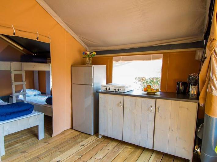 Valamar Camping Baska - Tente en toile et en bois 5 personnes - Baska - Tente Safari Confort + climatisation in Punat, Krk
