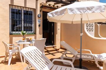 Holiday Rental for 5 People in Mijas Costa, Mijas, Photo 1
