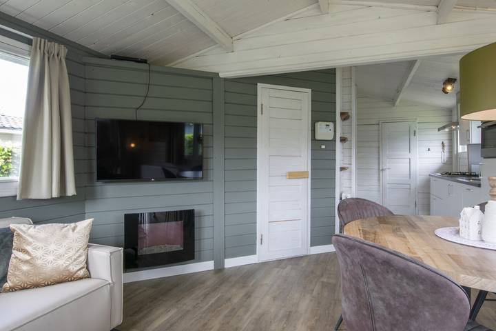 Chalet für 4 Personen, mit Seeblick und Sauna sowie Terrasse und Garten in den Niederlande - 2