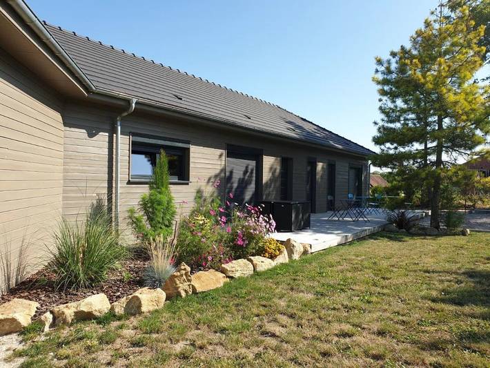 Chambre d’hôte pour 4 personnes, avec vue et jardin