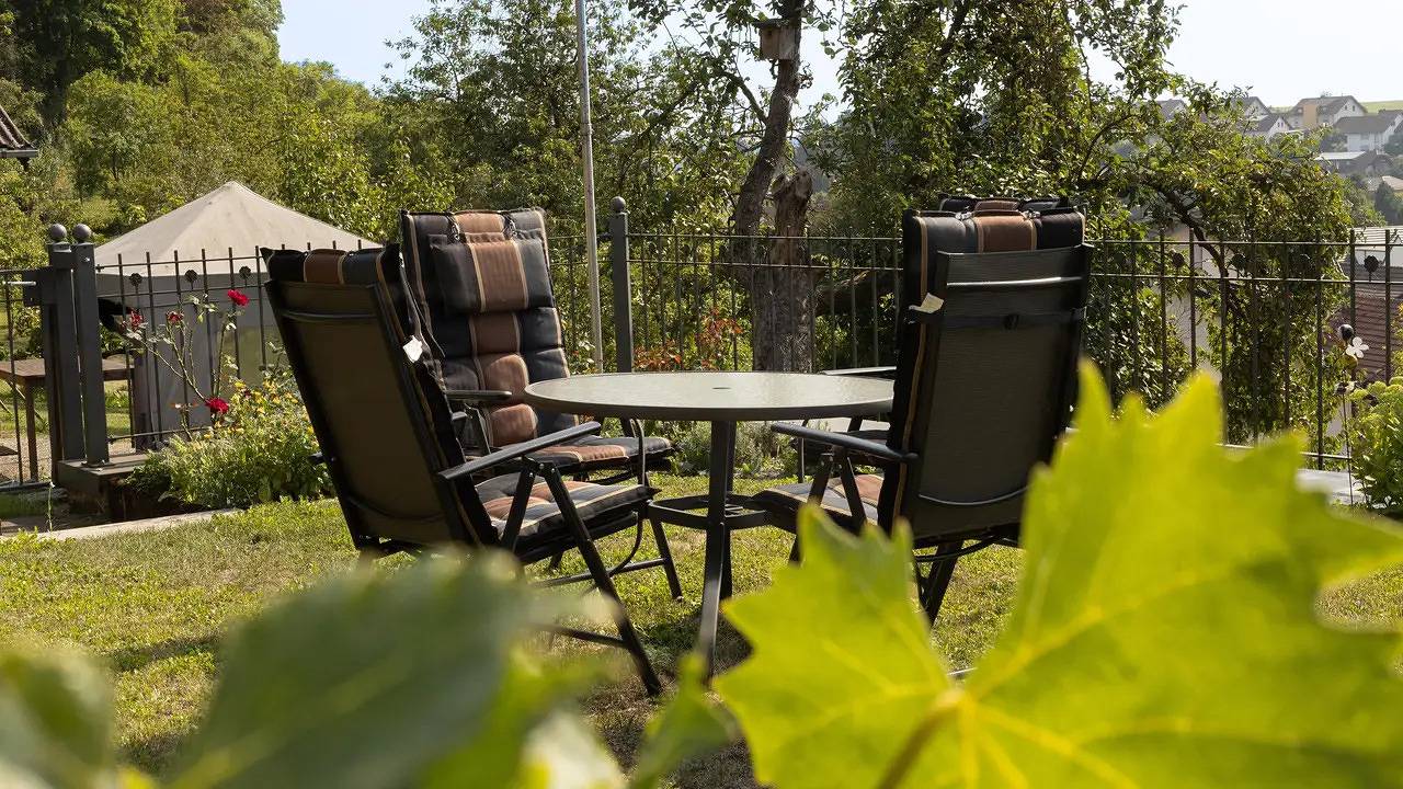 Ganze Ferienwohnung, Ferienwohnung für 2 Personen (90 m²) in Hofbieber in Hofbieber, Rhön-Hessen