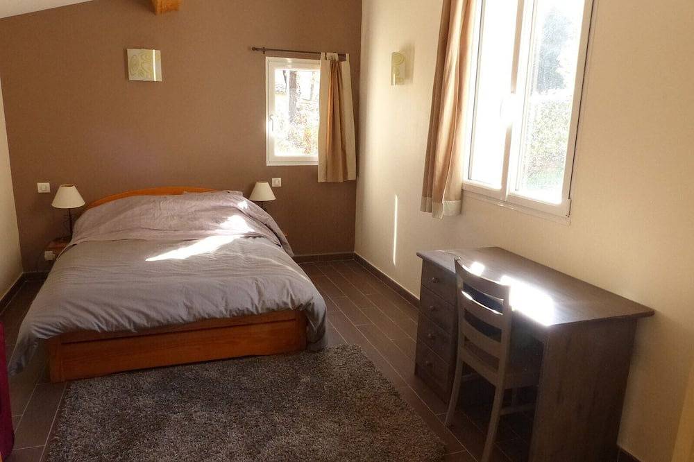 Schöne Villa klassifiziert 3 *, 60m², unabhängig, ruhig, bewaldet und geschlossenes Grundstück in Grasse, Mittelmeerküste (Frankreich)
