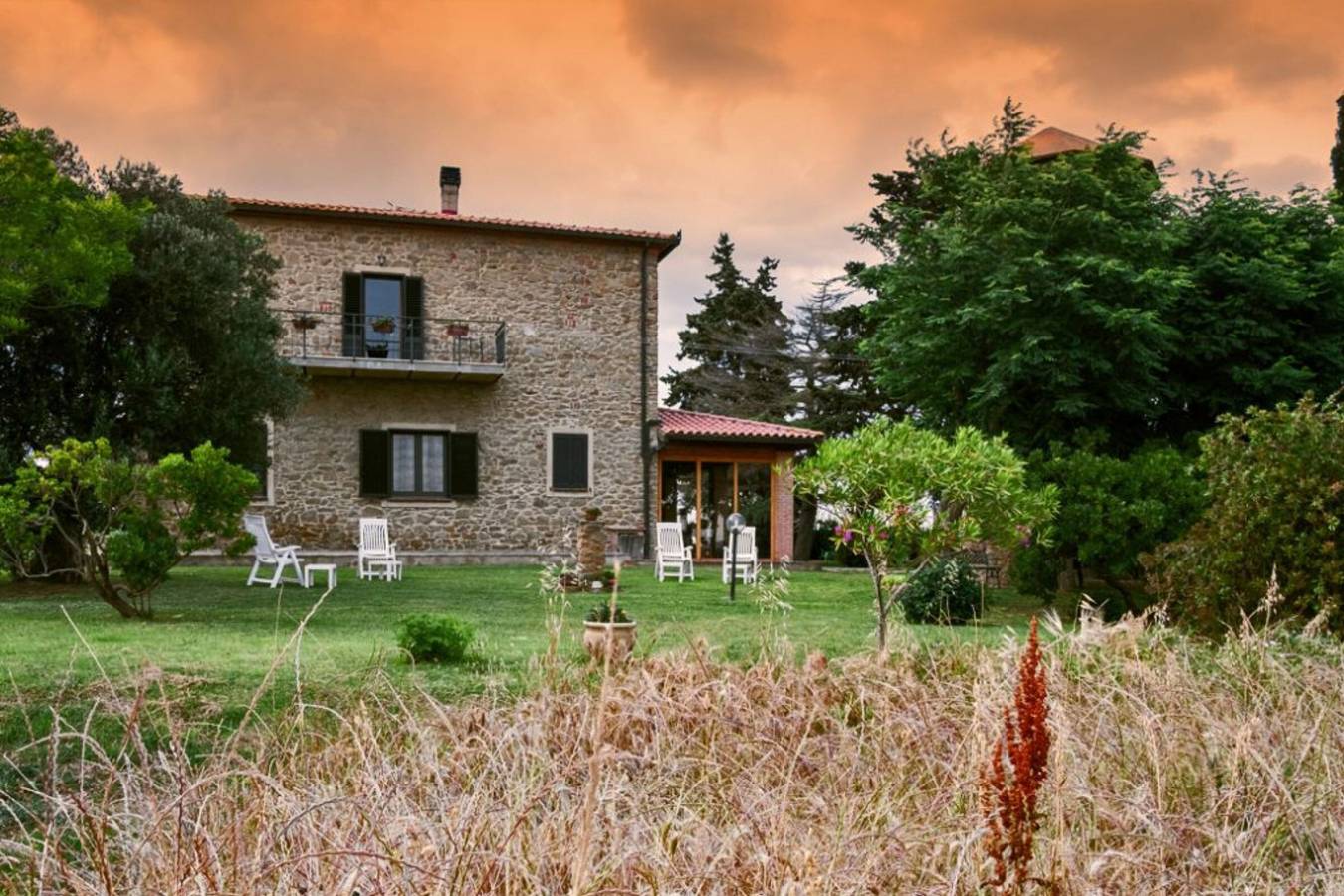 Zimmer 'Carraia' mit gemeinsamer Terrasse, gemeinsamem Garten und Wi-Fi in Castiglione della Pescaia, Grosseto Provinz