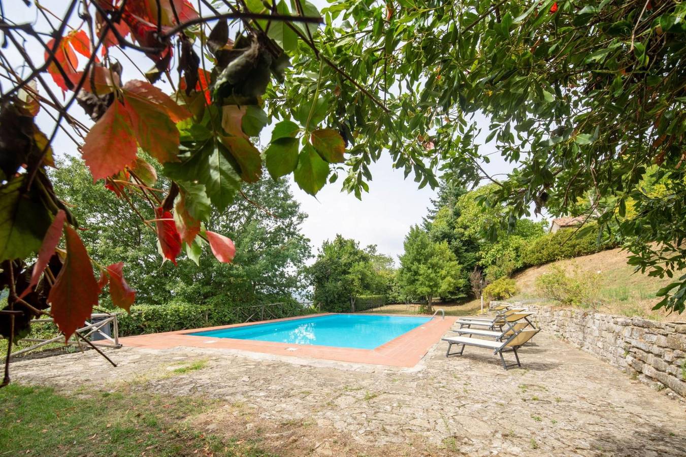 Ancient villa with outbuilding and private pool-Villa Bagnolo in Arezzo Province