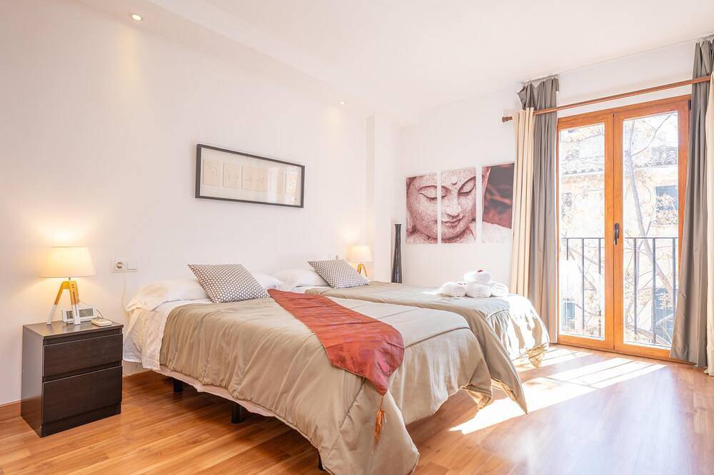 Entire apartment, Residencial Suites Valldemossa - Cartoixa in Valldemossa, West Majorca