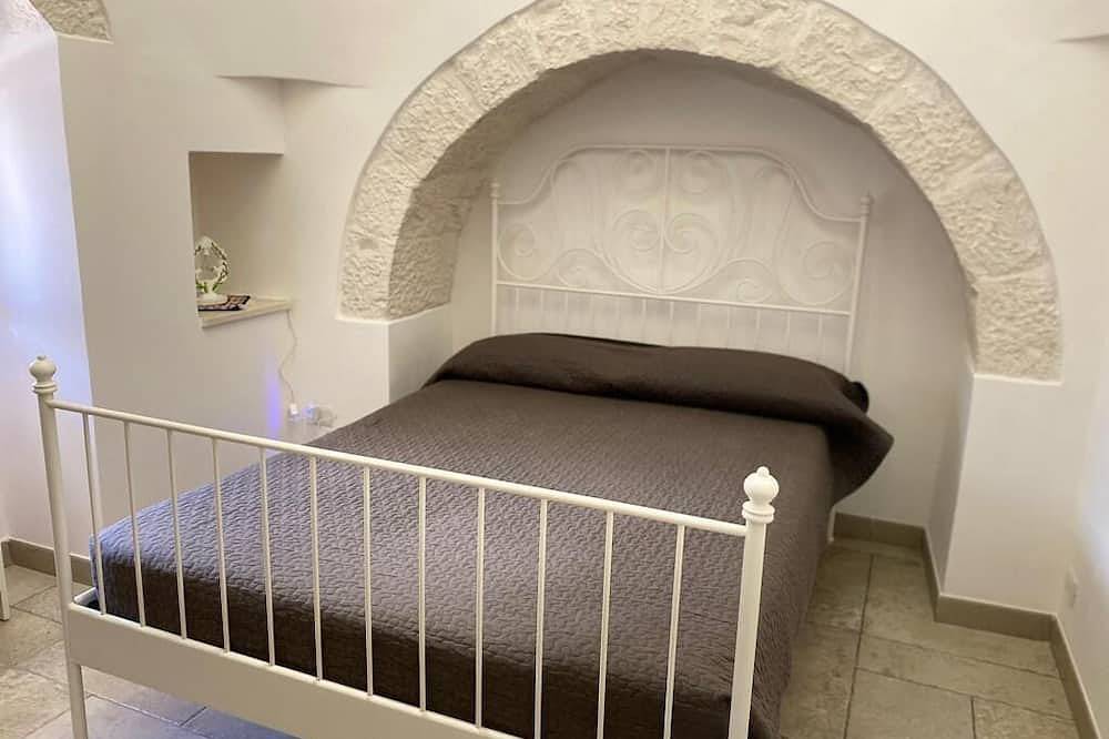 The Trulli Of Maya Enchanted Place & Swimming Pool In Monopoli in Santa Lucia (Bari), Monopoli