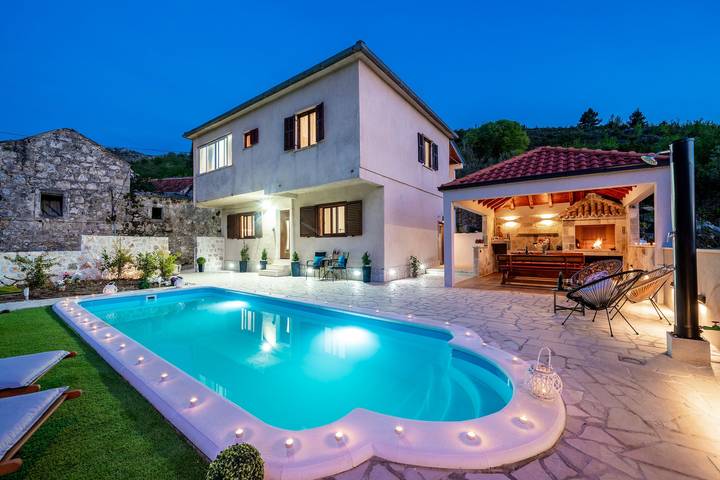 3-Zimmer-Haus mit Pool Oslje, Dubrovnik K-18381 in Dubrovnik-Neretva