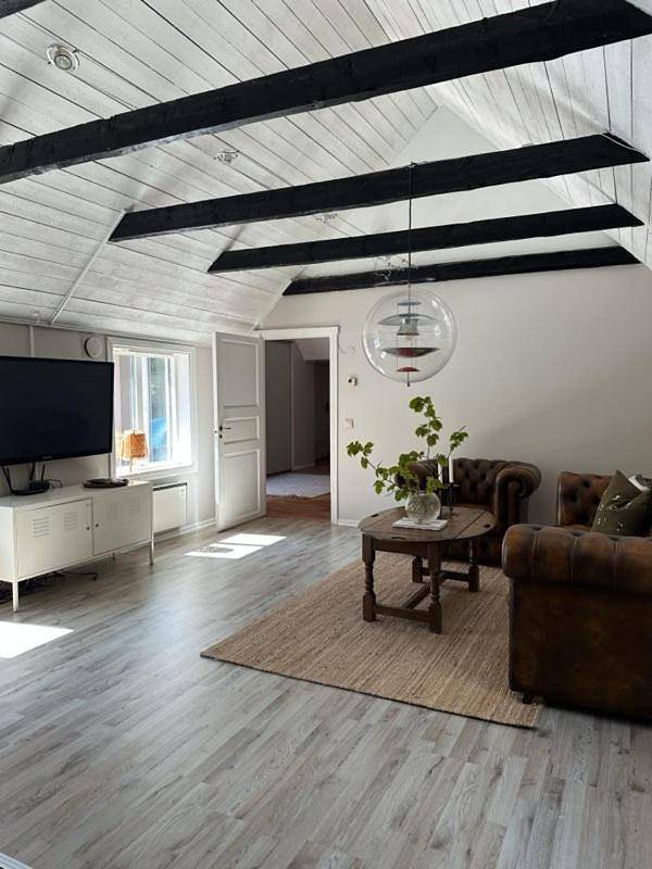 Villa für 14 Personen, mit Pool und Garten sowie Whirlpool und Sauna, kinderfreundlich in Schweden - 2