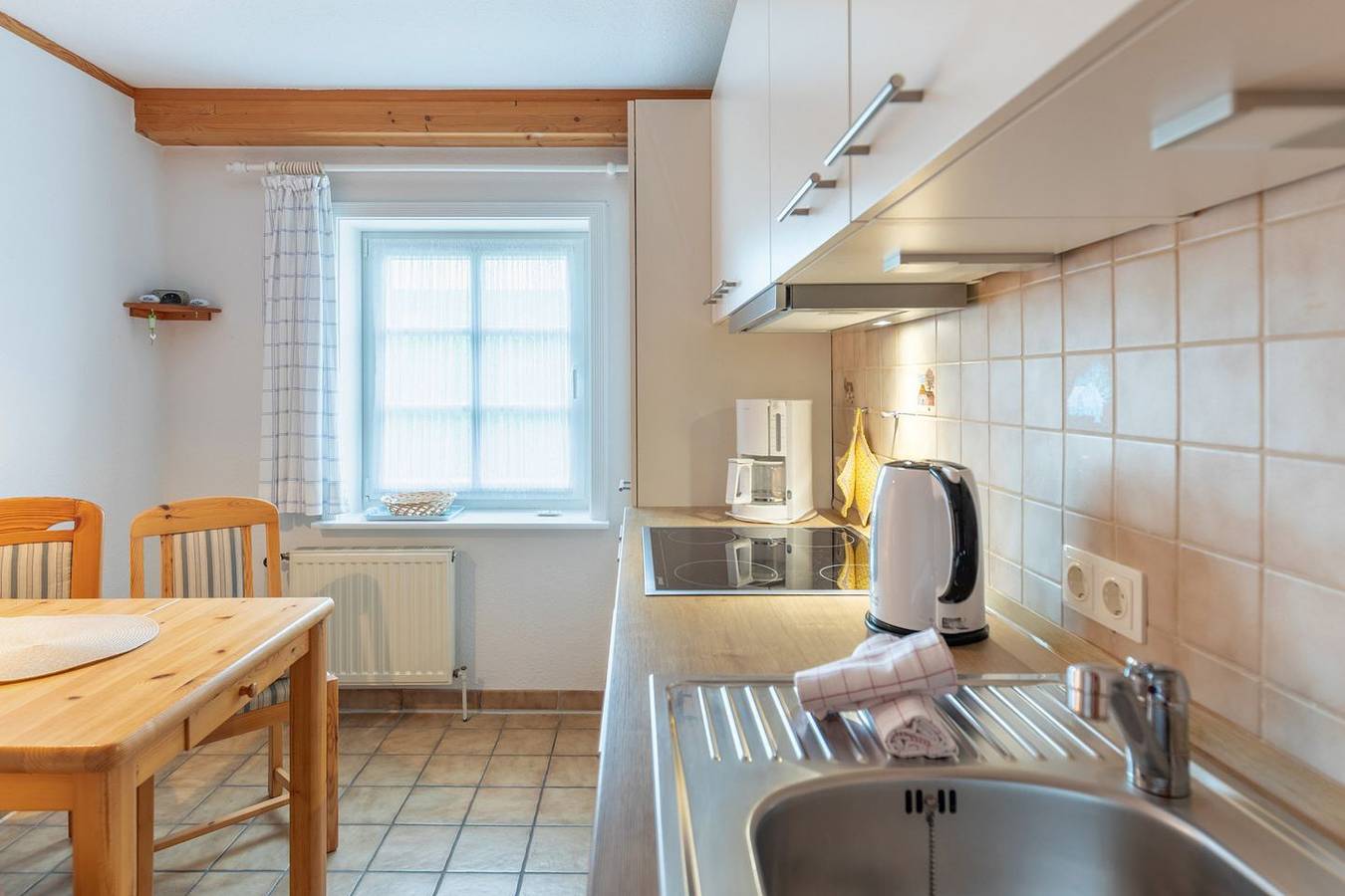 Ganze Wohnung, Gästehaus Am Badedeich, Ferienwohnung Sylt in Dagebüll für bis zu 4 Personen in Dagebüll, Nordfriesland