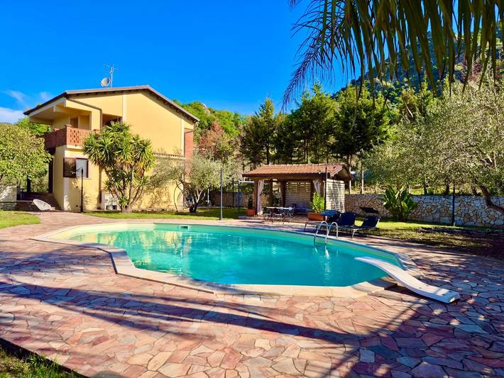 Location de vacances pour 6 personnes, avec jardin à Francavilla di Sicilia - 2