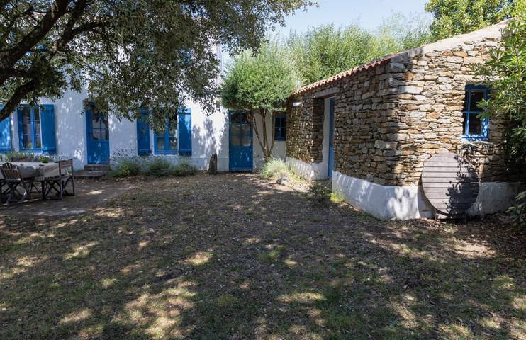 Gîte pour 10 personnes, avec terrasse et jardin à l' Île d'Yeu - 3