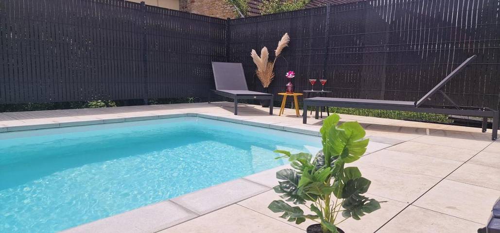 Maison de vacances pour 6 personnes, avec terrasse et jardin ainsi que bassin pour enfant et piscine, animaux acceptés dans Territoire de Belfort - 2