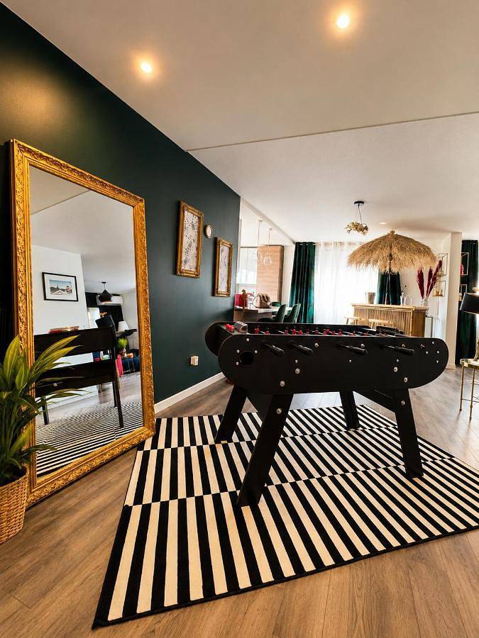 Appartement entier, Cozy & fun apartment near Ol, Arena, Eurexpo & Lyon in Décines-Charpieu, Lyon et ses environs