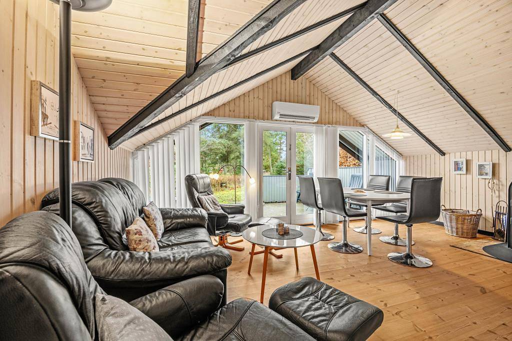 Gemütliches Ferienhaus mit Kamin in Vejers in Vejers Strand, Varde