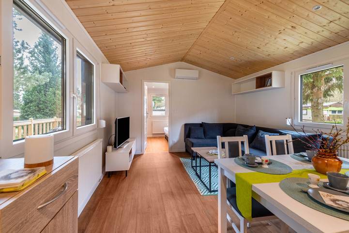 Ferienhaus für 4 Personen, mit Garten und Seeblick in Zehna - 2