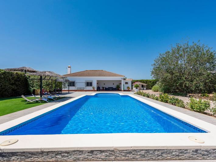 Casa rural para 6 personas, con Terraza además de Jardín y Piscina en Morón de la Frontera - 3