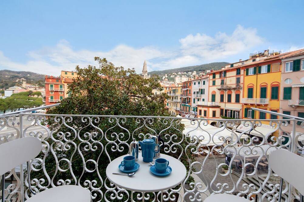 Geheel appartement, Magnolia Apart: Historic Elegant, Seaview, 2 Ac Bdr 2 Bth, Free Garage at 200 mt in Lerici, Lerici Gemeente
