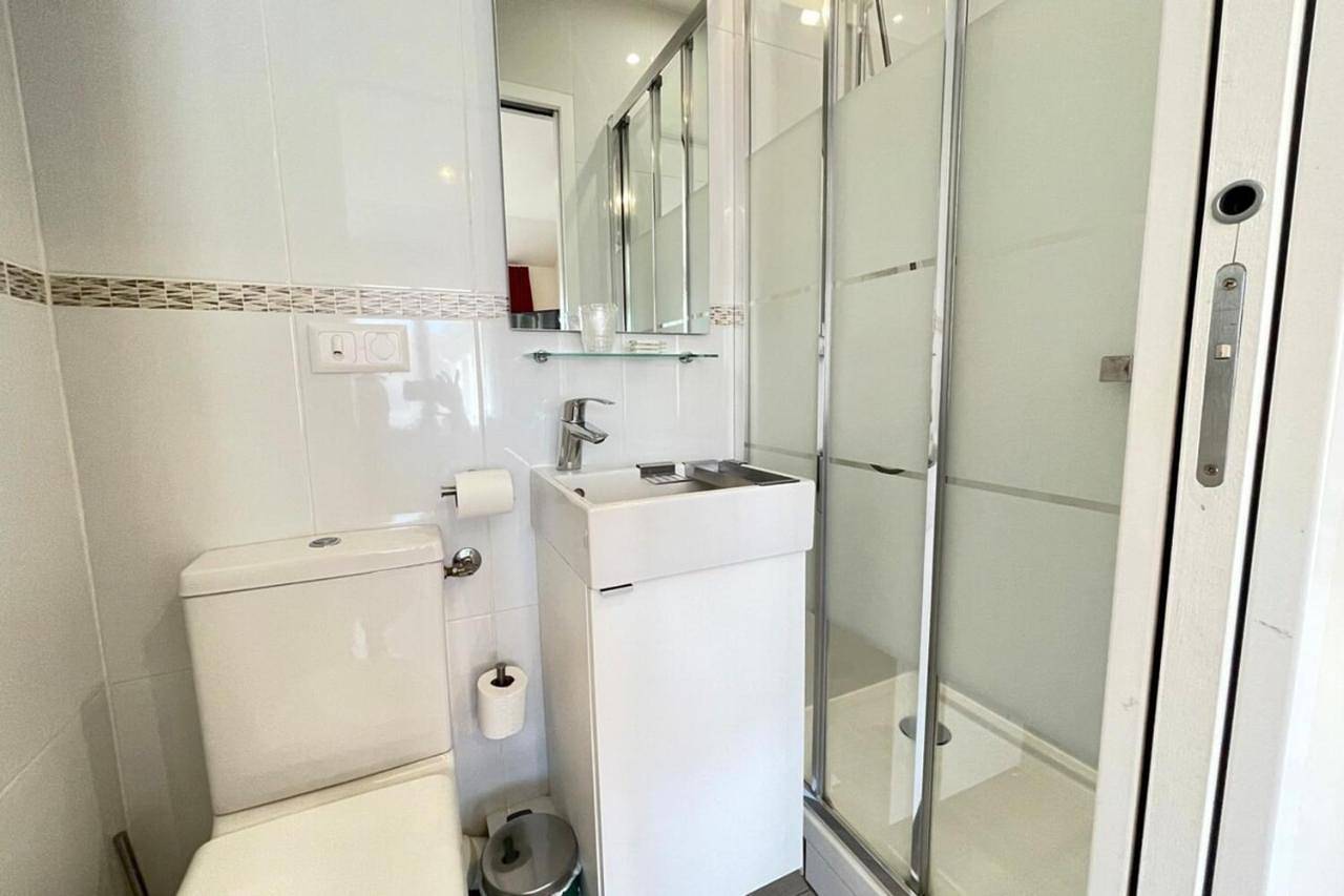 Appartement entier, Apartment in Massy, Essonne